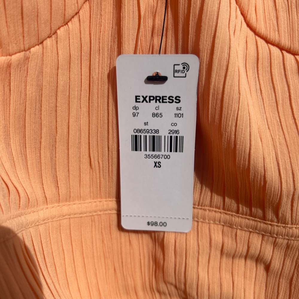 Crop - Picture 2 of 3